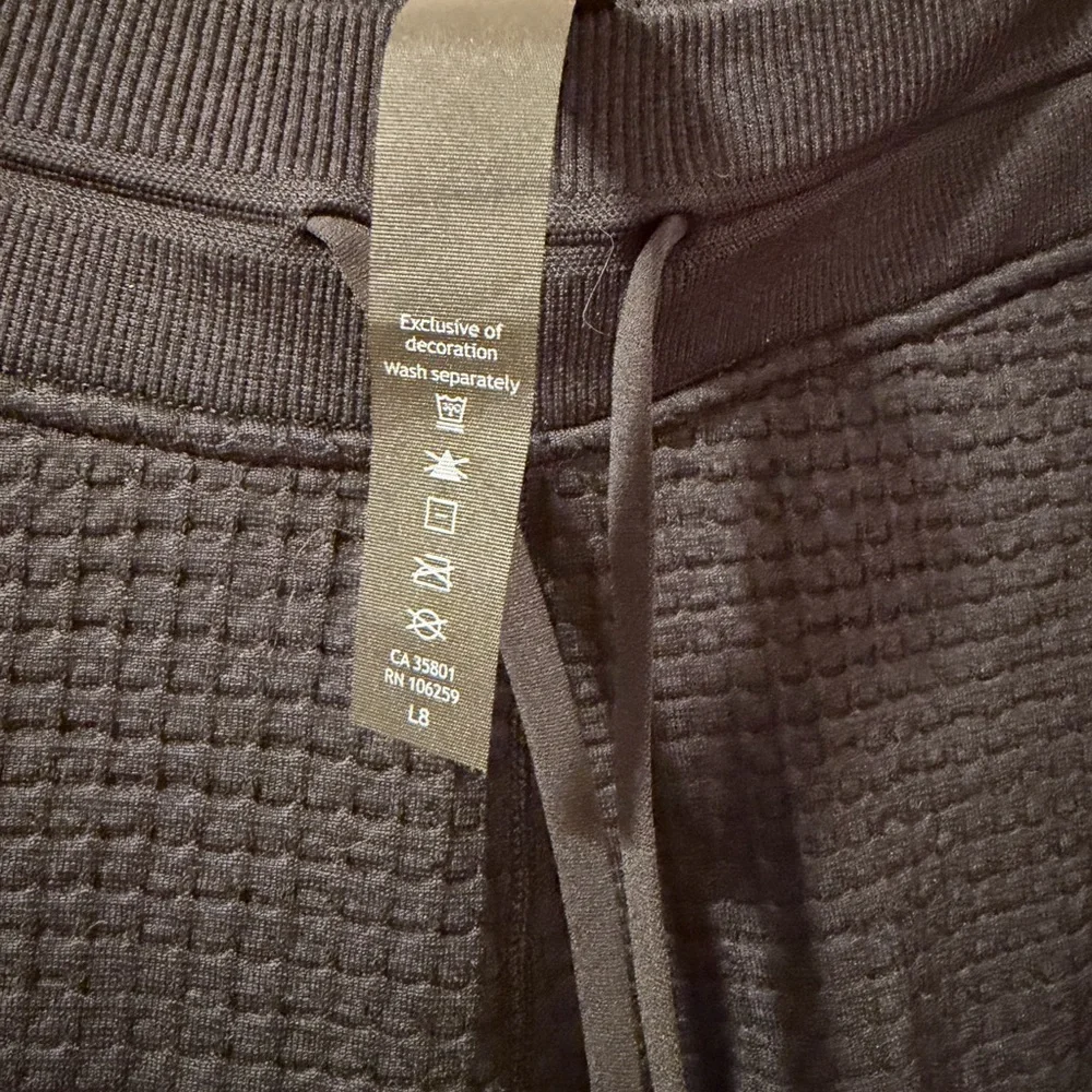 lululemon athletica Textured Black Joggers - Picture 2 of 5